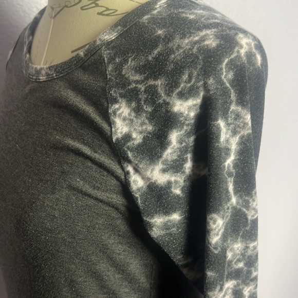 Dark Gray Tee - Picture 3 of 6